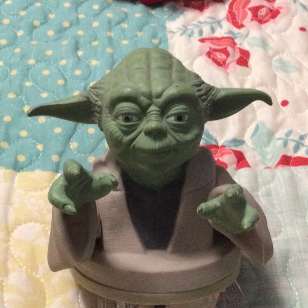Star Wars 1999 episode The Phantom Menace promo yoda cup topper figurine toy